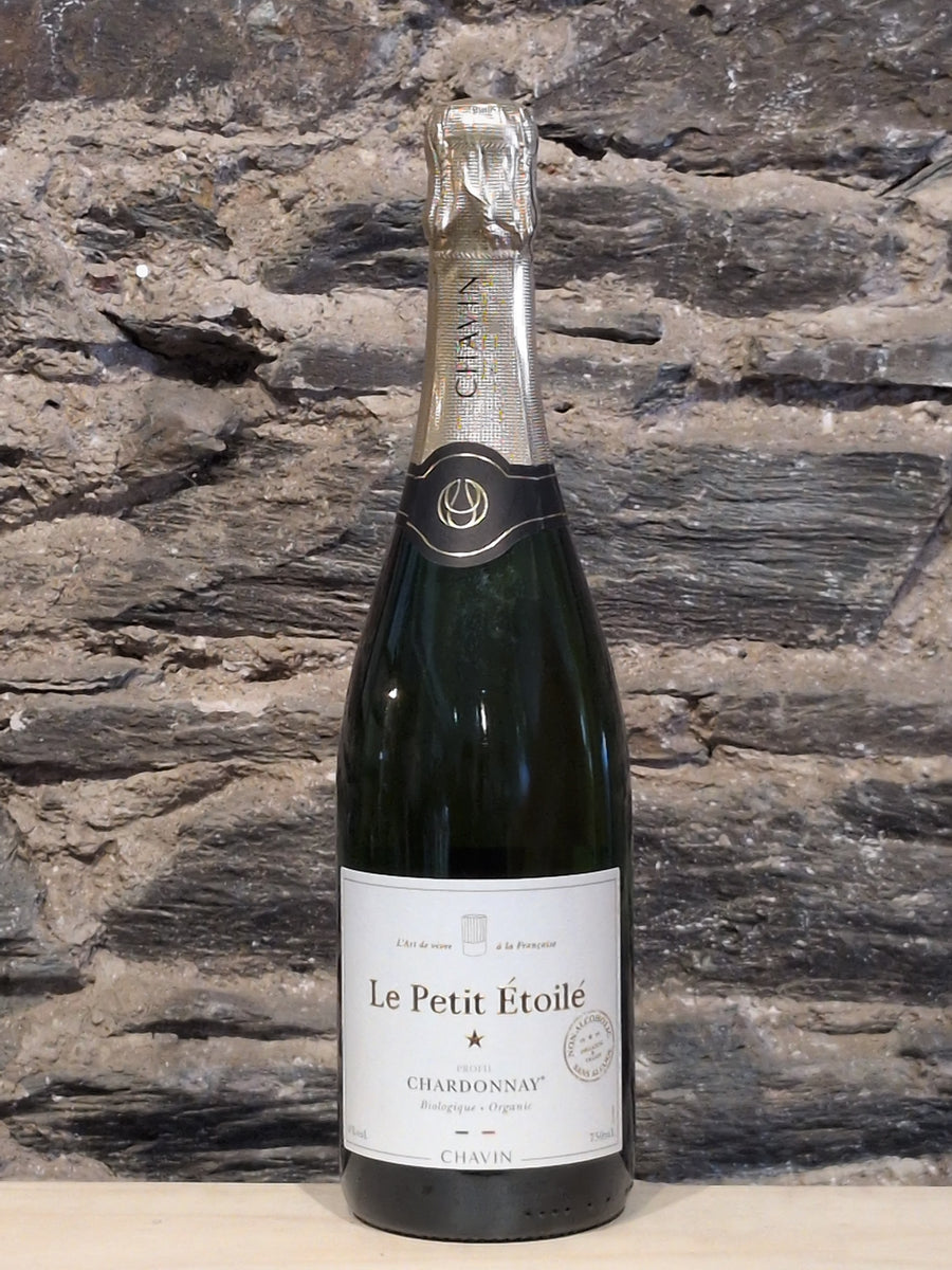 Bottle of Le Petit Étoilé Sparkling Chardonnay