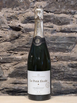 Bottle of Le Petit Étoilé Sparkling Chardonnay
