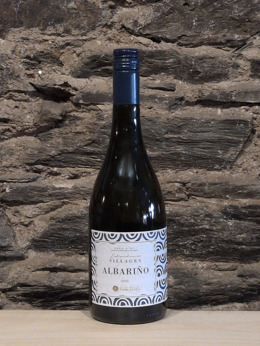 Bottle of Sillages Albariño