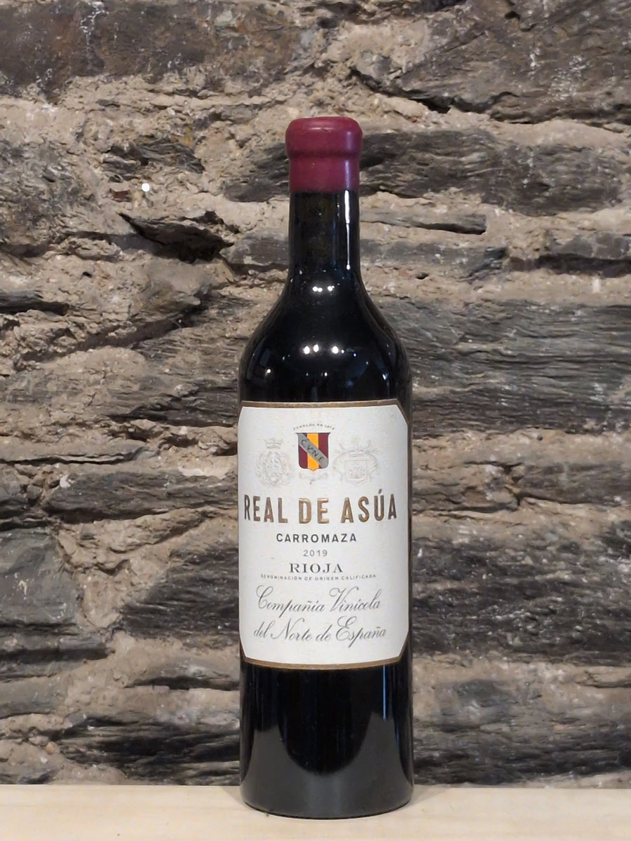 Bottle of CVNE Real de Asúa Carromaza