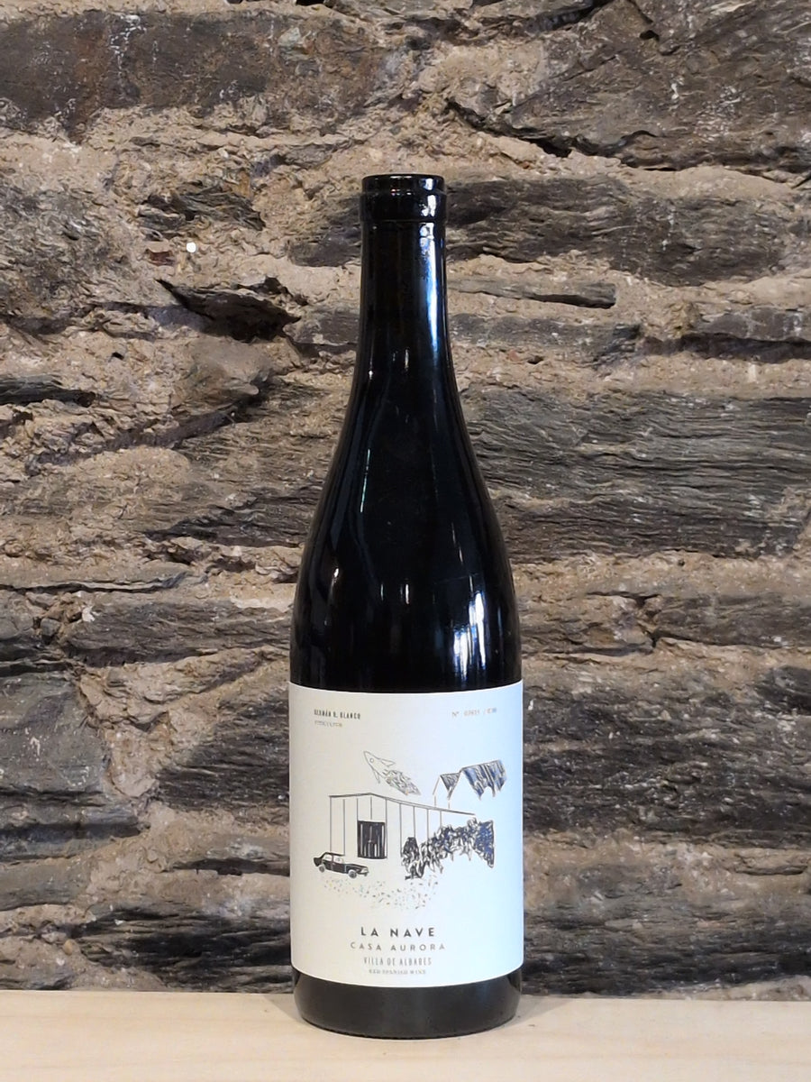Bottle of La Nave