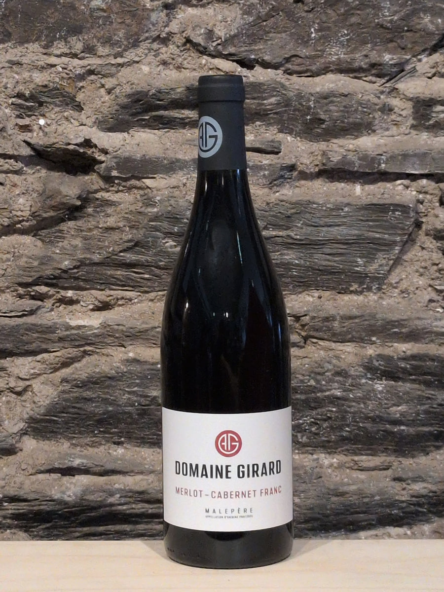 Bottle of Domaine Girard Tradition Malepère
