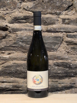 Bottle of La Gironda Moscato d'Asti DOCG