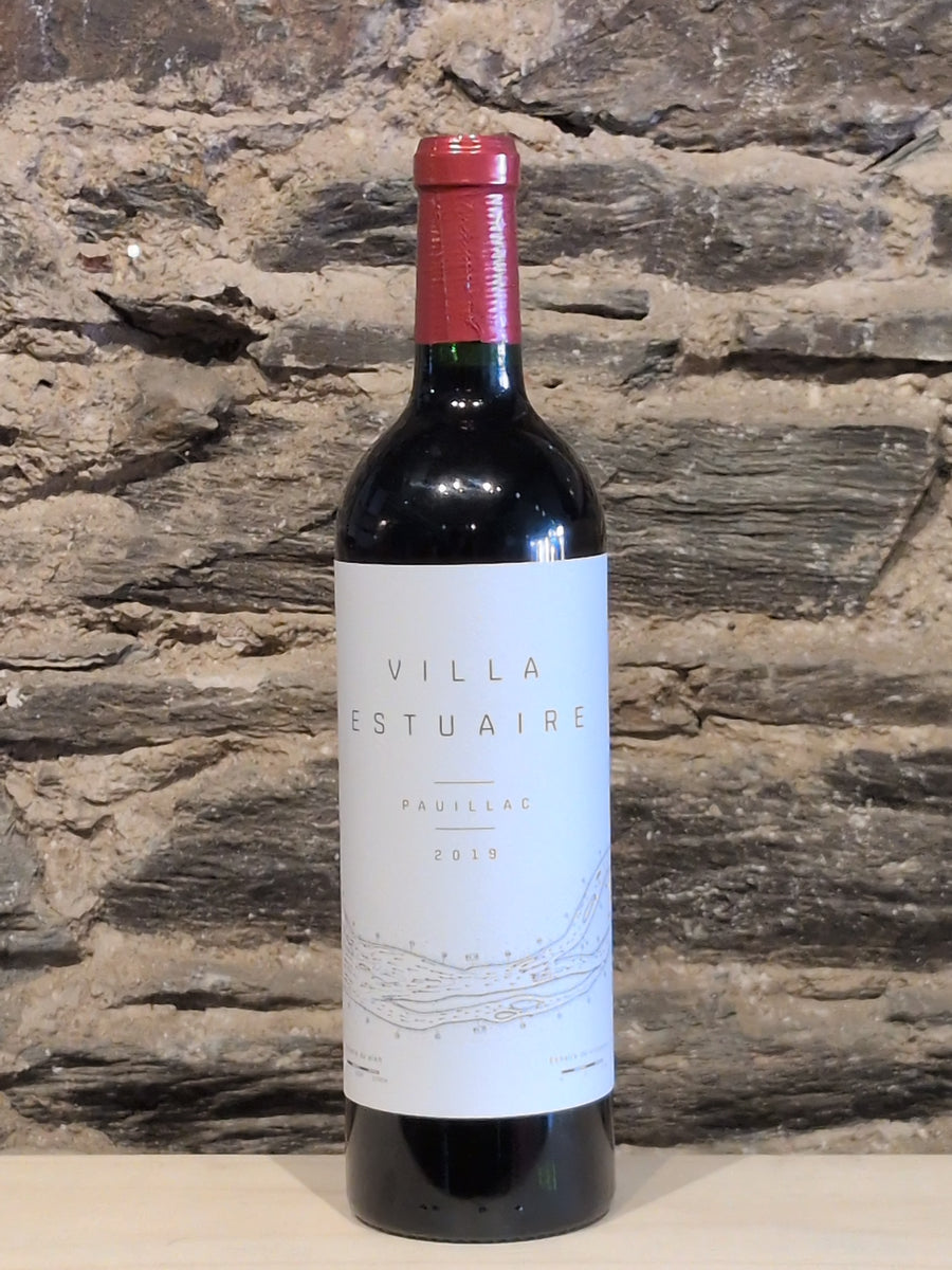Bottle of Villa Estuaire 2019