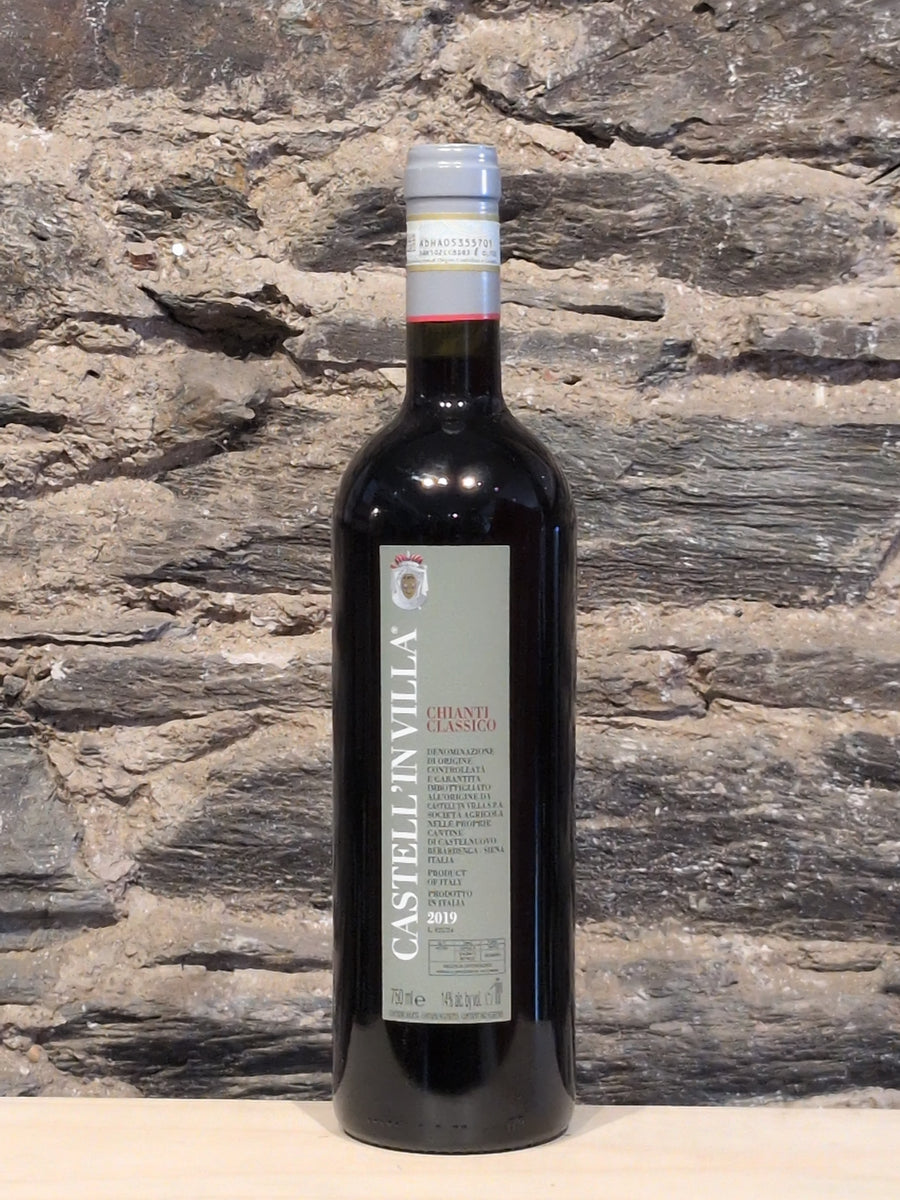 Bottle of Castell'in Villa Chianti Classico DOCG