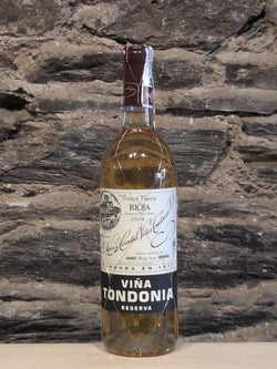 Bottle of Vina Tondonia Reserva White