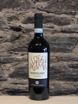 Bottle of Cantina di Custoza Bardolino DOC