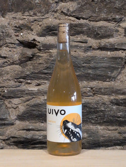 Bottle of Uivo Curtido Branco