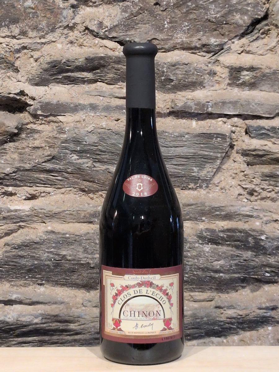 Bottle of Couly-Dutheil Clos de L'Echo Chinon