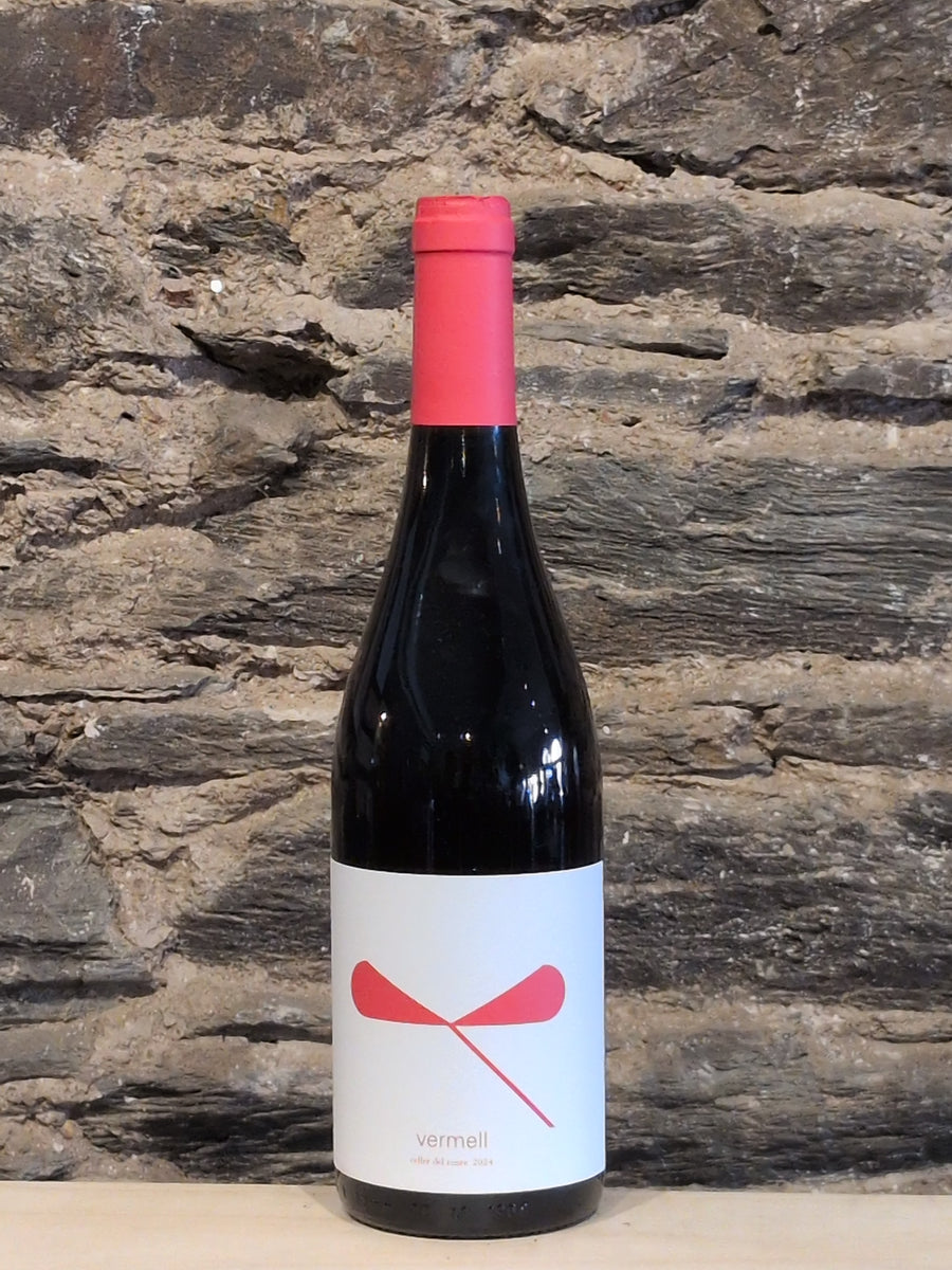 Bottle of Celler del Roure Vermell