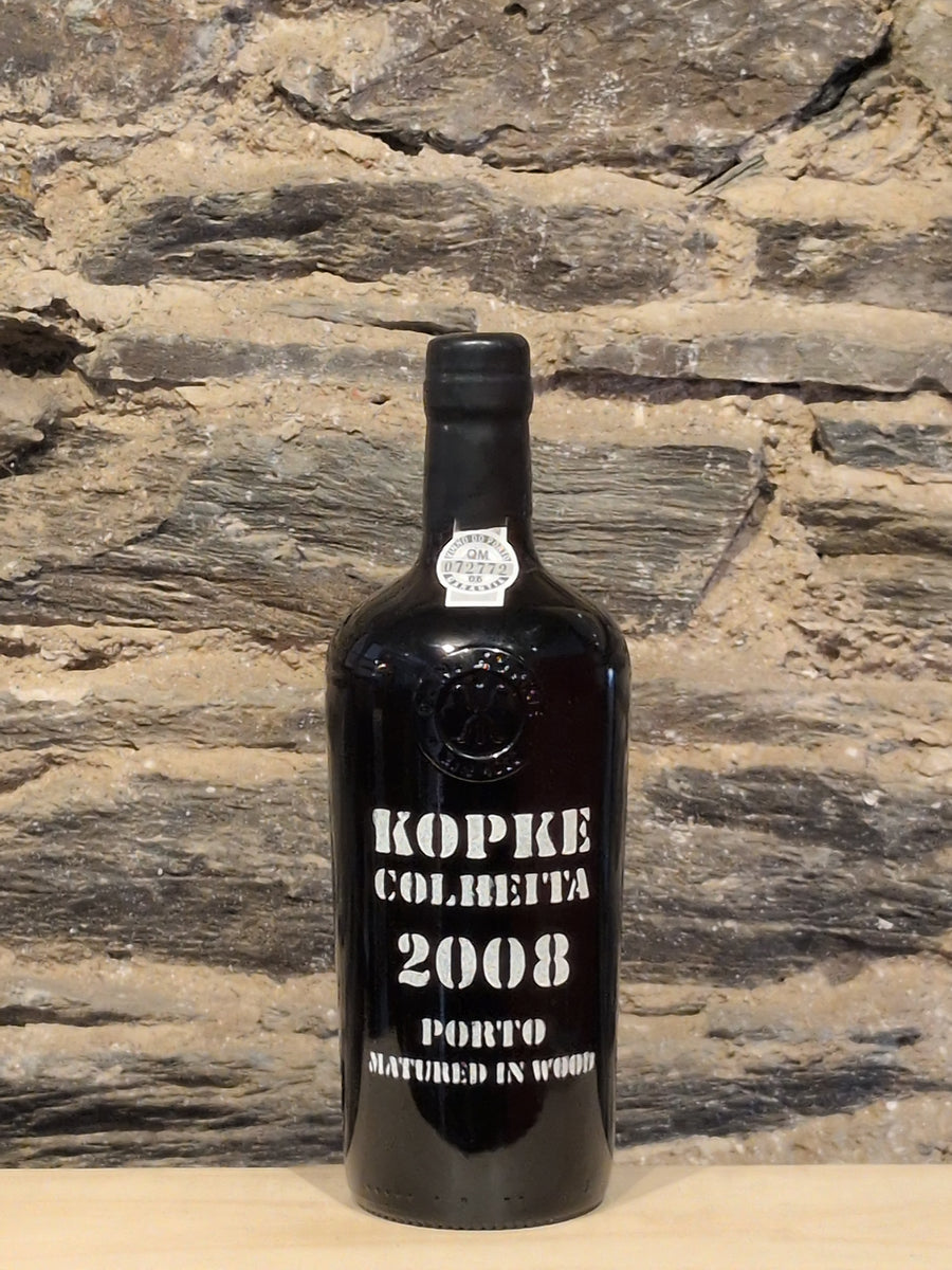 Bottle of Kopke Colheita 2008