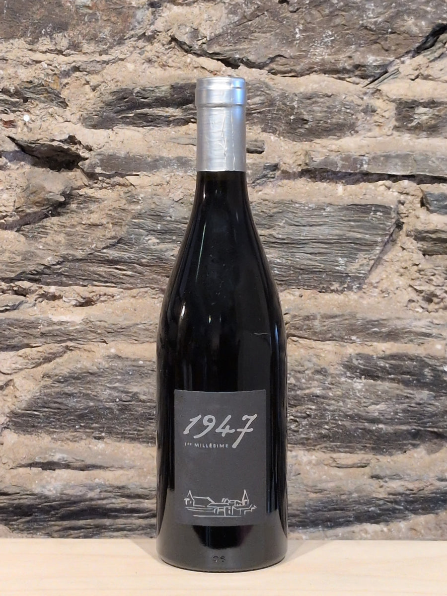 Bottle of Domaine de Thulon, 1947 Beaujolais-Villages
