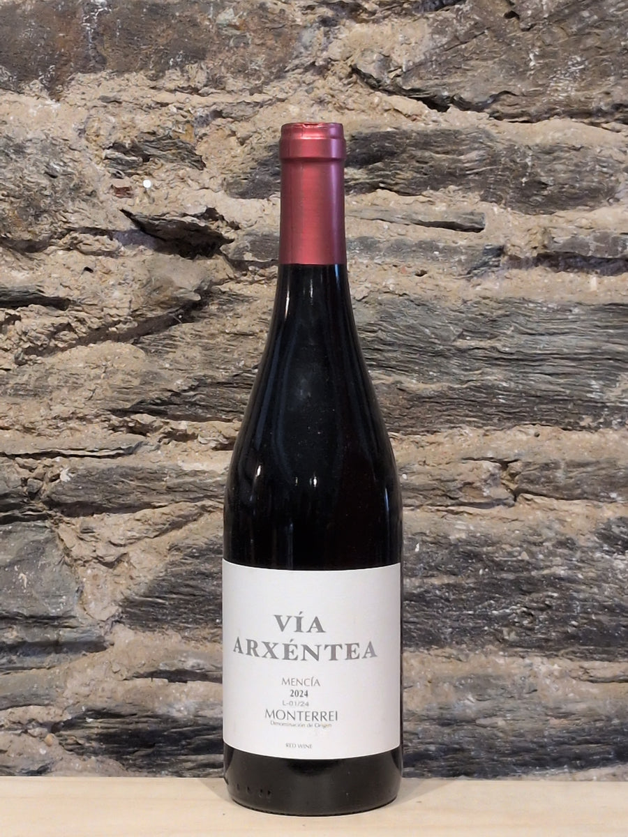 Bottle of Vía Arxéntea Mencía