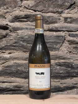 Bottle of Piazzo Roero Arneis 2012