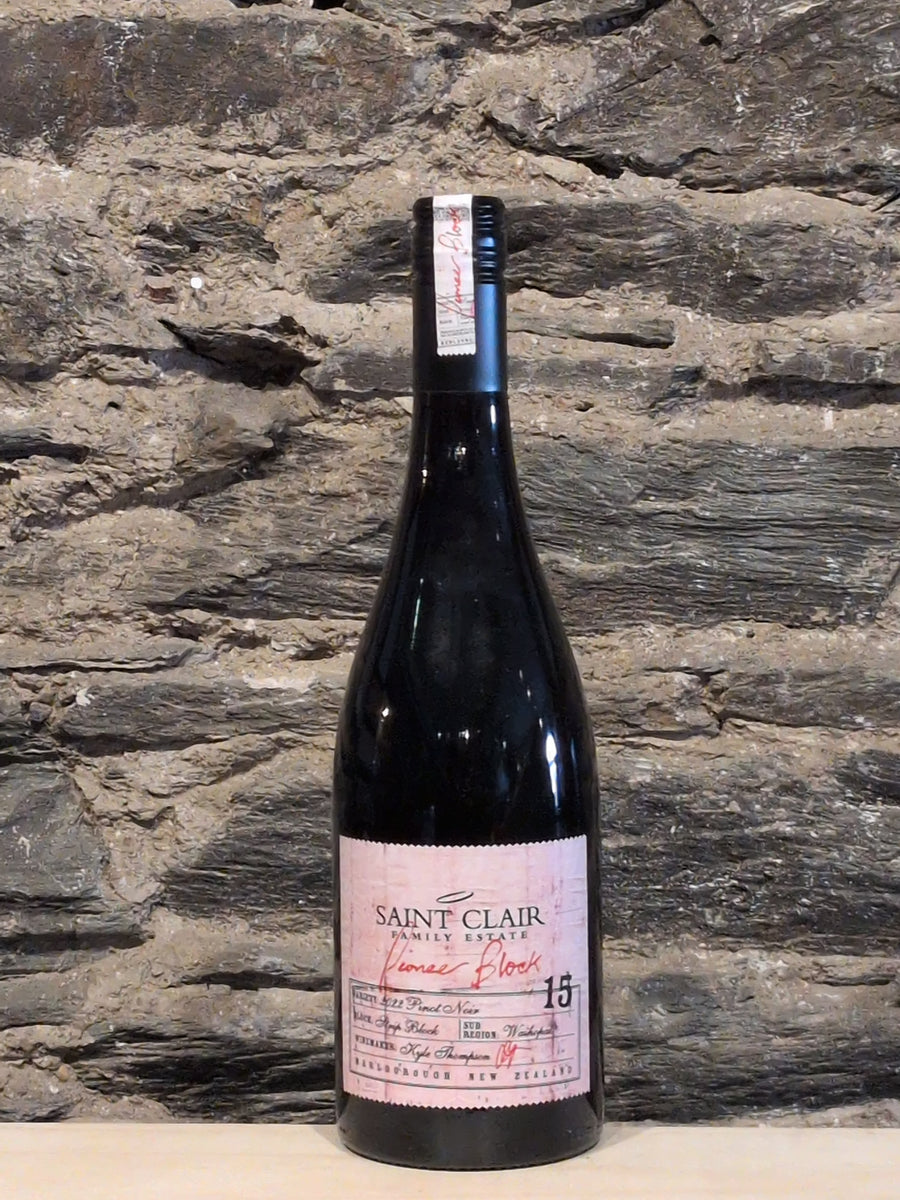 Bottle of Saint Clair Pioneer Block Pinot Noir